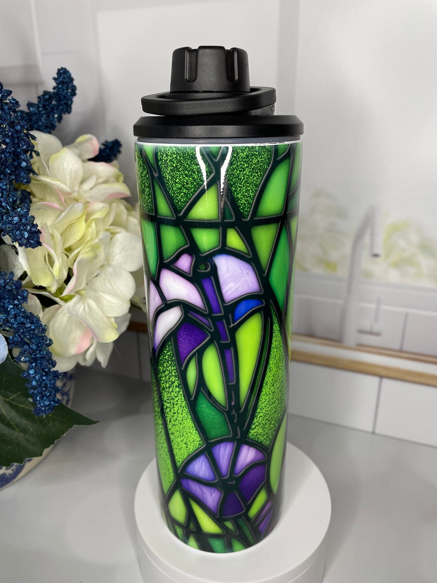 Tumbler with stained glass morning glory design
