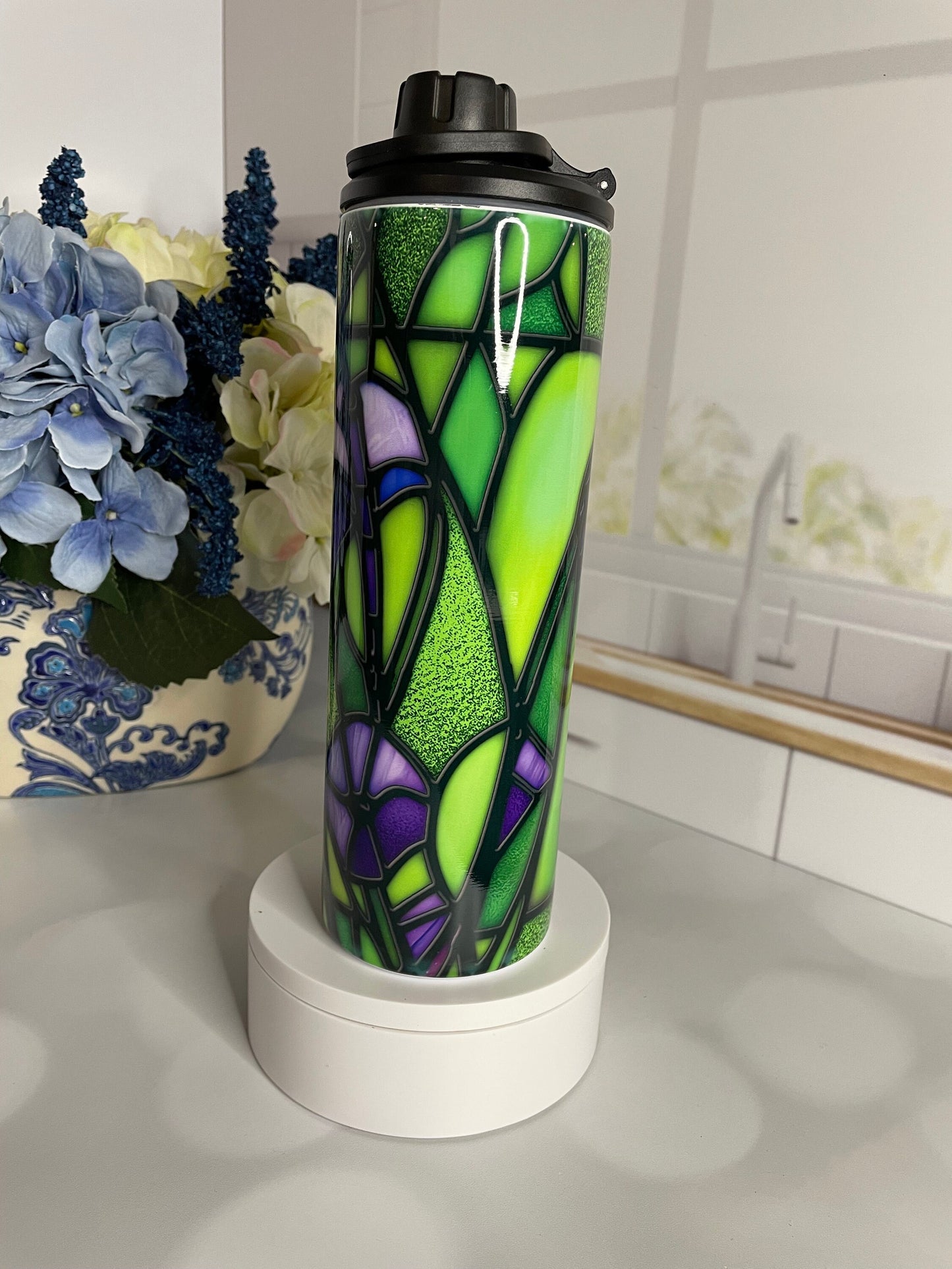 Tumbler with stained glass morning glory design