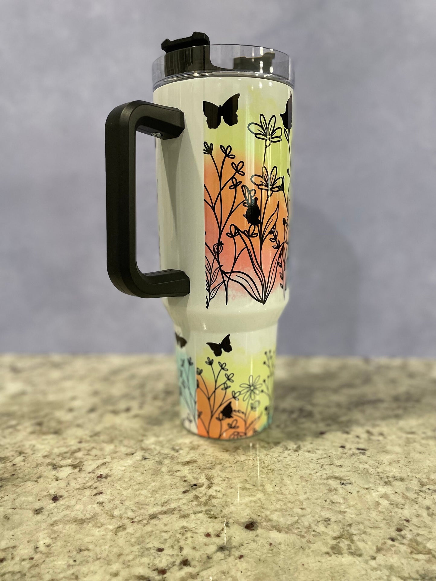 40 oz tumbler with handle | black handle with Mama design