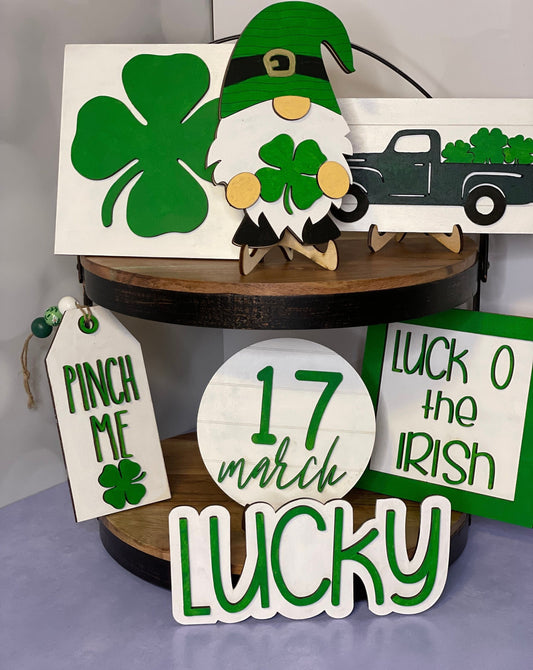 St. Patrick's Day tiered tray decor | mini signs