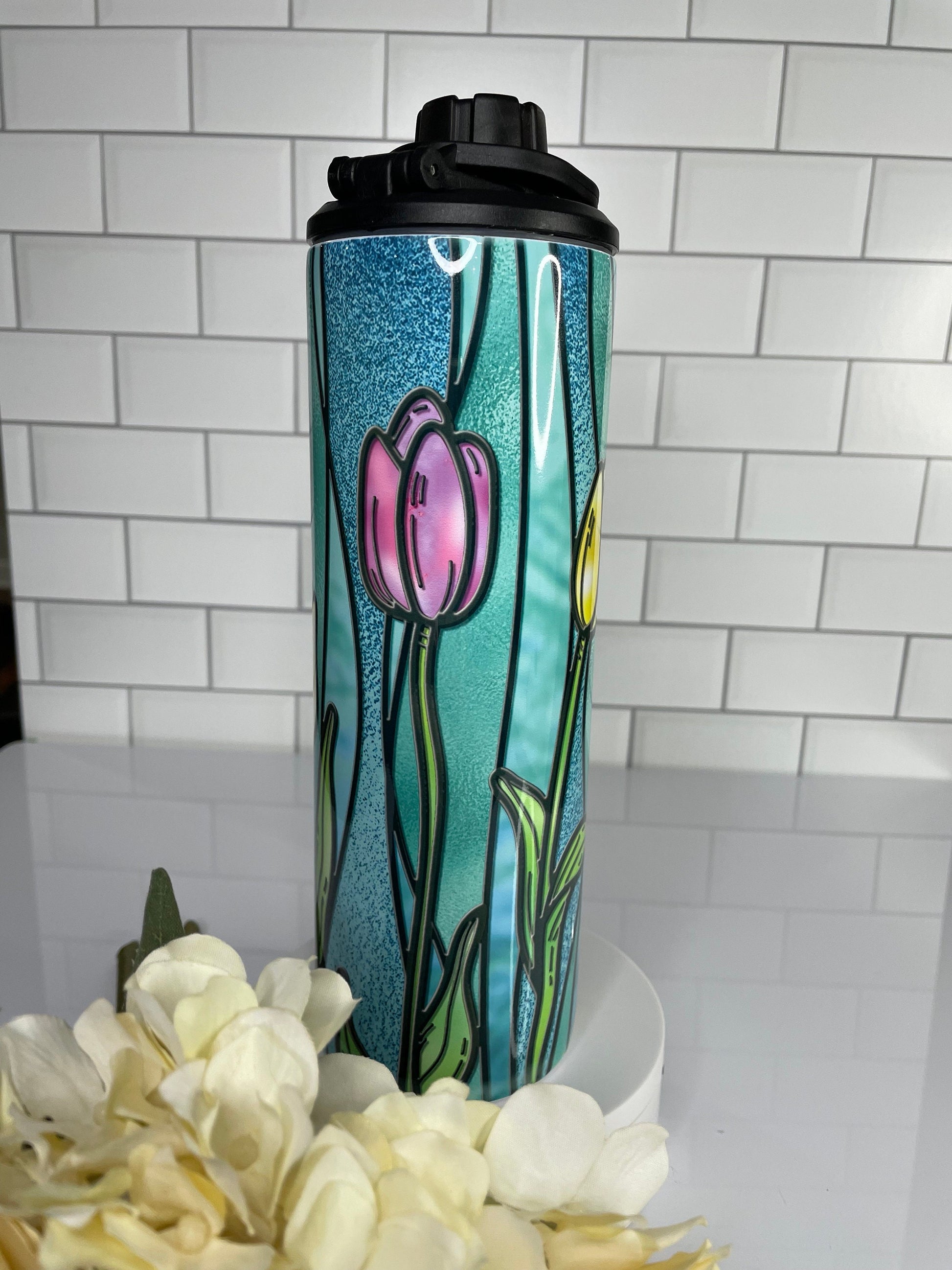 Water bottle/tumbler with stained glass tulip design