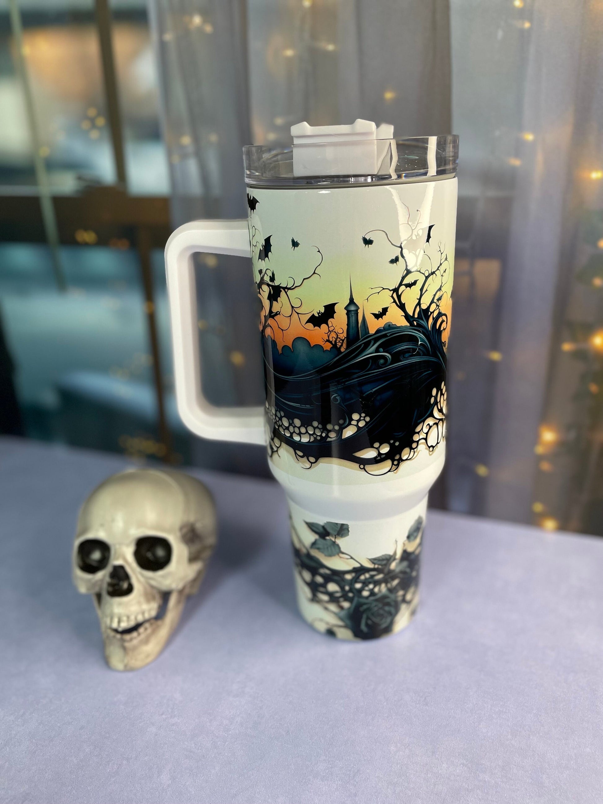 40 oz tumbler with handle| Haunted House Halloween theme